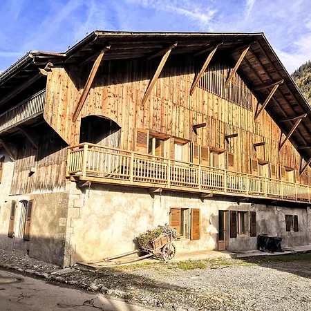 Chez Leon Jacuzzi Et Sauna Apartmán *
