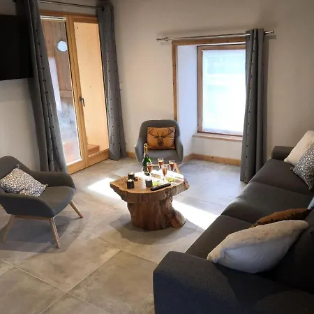 Chez Leon, Jacuzzi Et Sauna Des Le 1er Septembre 2025 *