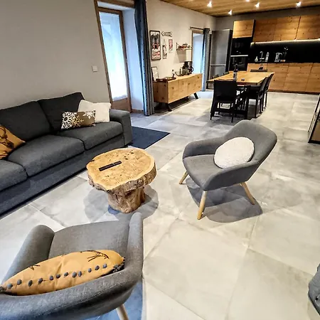 Apartment Chez Leon, Jacuzzi Et Sauna Des Le 1er Septembre 2025 *